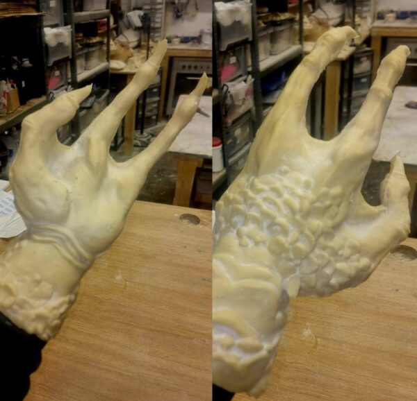 3 finger gloves