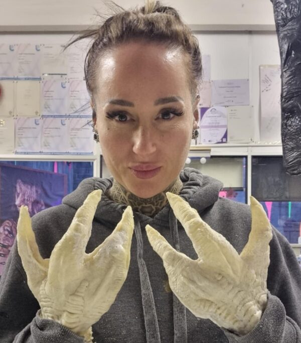Alien 3-Finger Gloves