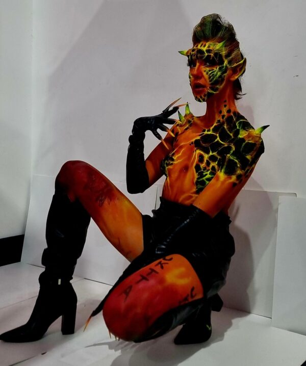 BODY burn Charcoal prosthetic - Image 12