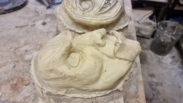 Beast face foam latex - Image 4