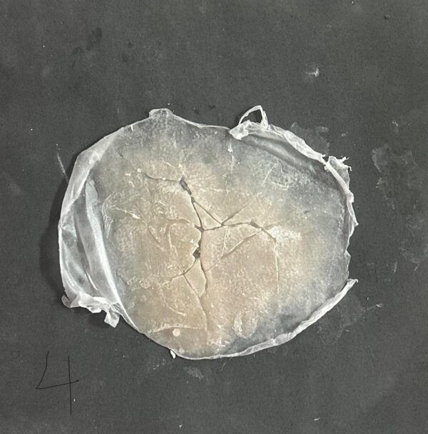 Cracked silicone pieces - Image 2