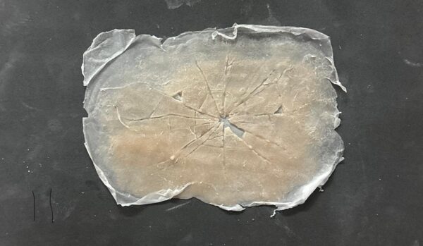 Cracked silicone pieces - Image 4